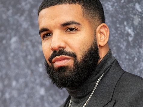 drake leake picture|Drake shares photo from private jet hours after ‘leak’。